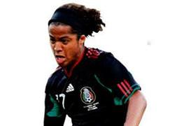 Dos Santos Fener’le masaya oturdu