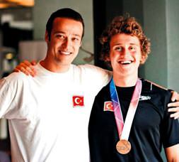 Ediz yüzmede bir tarih yazdı