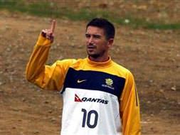 Kewell'la 1 yıl daha
