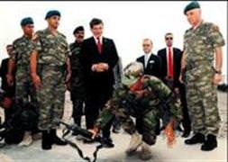 Ankara, Filistin için devrede