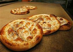 Ramazan pidesi kavgası sürüyor!