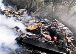 Dağa çarpan uçakta 152 ölü