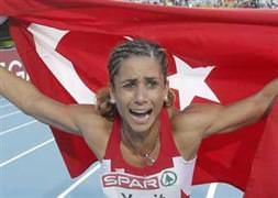 Nevin'den tarihi başarı
