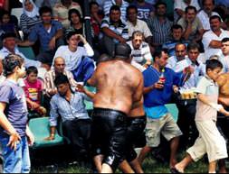 Pehlivanlar fena kızdı!