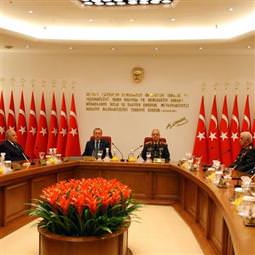 YAŞ’da terfi sıkıntısı