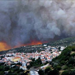 Yunanistan’da yangın paniği