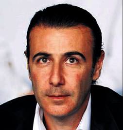 Üstünel'i Kader ayırdı