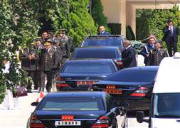 Yaş toplatısı Dünya basınında