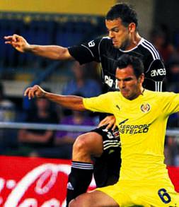 Tek başına Cenk etti!