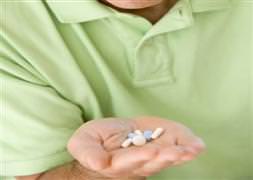 Hırsızlar bu kez ilaçları çaldı