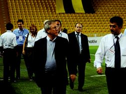 Yıldırım ışığı gördü