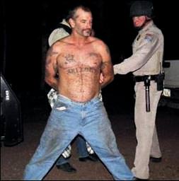 Bonnie ve Clyde yakayı ele verdi