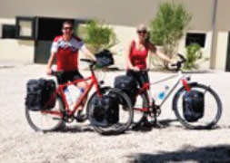 Münih'ten İstanbul'a bisikletle geliyorlar