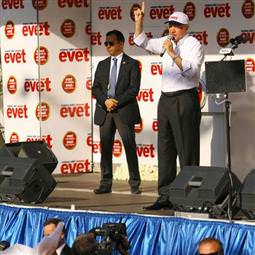 "Sen kimden yetki aldın?"