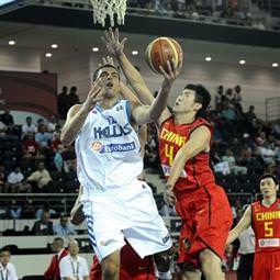 Yunanistan zorlandı