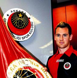 Smeltz resmen G.Birliği’nde
