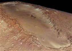 Mars’ta gizemli ayak izi