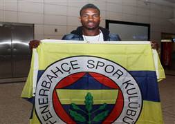 Emre'nin kavga ettiği isim FB'de