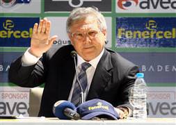 Kocaman'a destek, basına tepki!