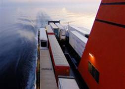 Dev gemi Boğaz'dan geçecek