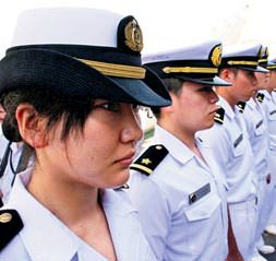 Ertuğrul şehitleri için 5 aylık yoldan geldiler