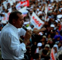 Sen tanklara ancak selam durursun