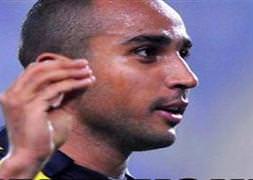 Deivid hem övdü hem de yerdi