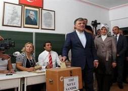 Abdullah Gül oyunu kullandı