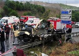 İstanbul'da feci kaza:7 ölü