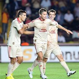 Sami Yen'deki ilk galibiyet