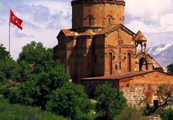 Ayin bu kez Akdamar'da