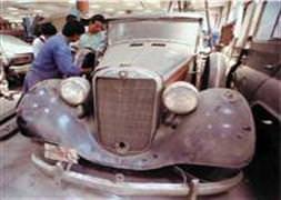 Hitler'in hediyesi saray bahçesinde