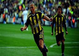 21 derbide 16 galibiyet
