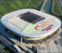 Arena’da açılış yarışı