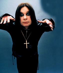 Metal Dede ziyafete geliyor