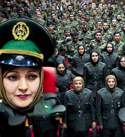 Elinin hamuruyla silah tutanlar