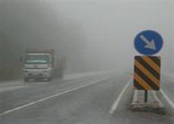 Sis ulaşımı etkiledi