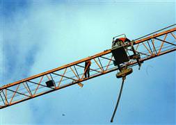 İntihar diye çıktı, korkudan bayıldı!