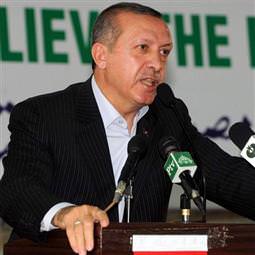 Başbakan Pakistan’dan seslendi