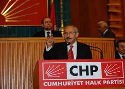 Köşk resepsiyonu CHP’yi böldü
