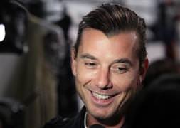 Ünlü sanatçının travesti itirafı