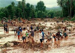 Binlerce kişi evsiz kaldı