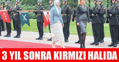 3 yıl sonra kırmızı halıda