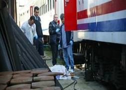 İki vagon arasında feci ölüm!