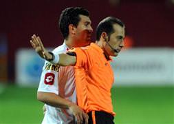 Cüneyt Çakır'a dev görev