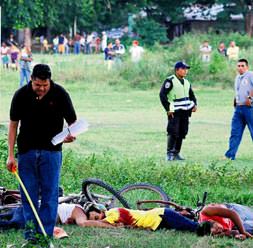 Mahalle maçı kana bulandı 15 ölü