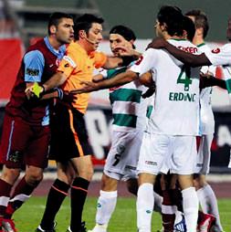 Kazanırken de uyardı