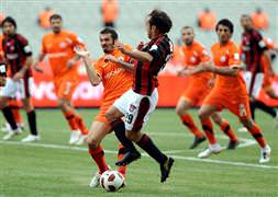 Eski Fenerli Cimbom yolunda