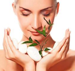 Teninizi beyazlatan Uzakdoğu maskesi