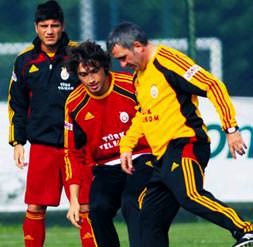 Harry Kewell golle döndü!